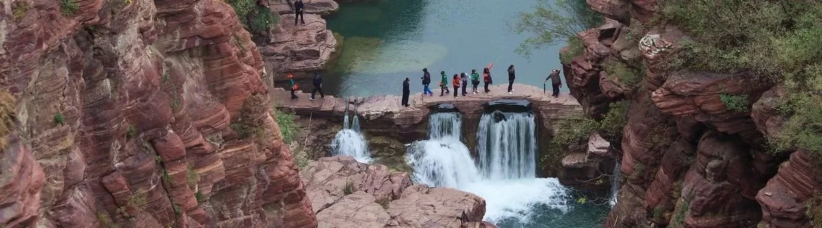 The "Road of Death" and Yuntai Mountain 3-day Vacation