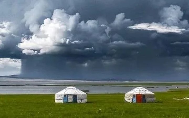 Mongolia Grassland & Desert
