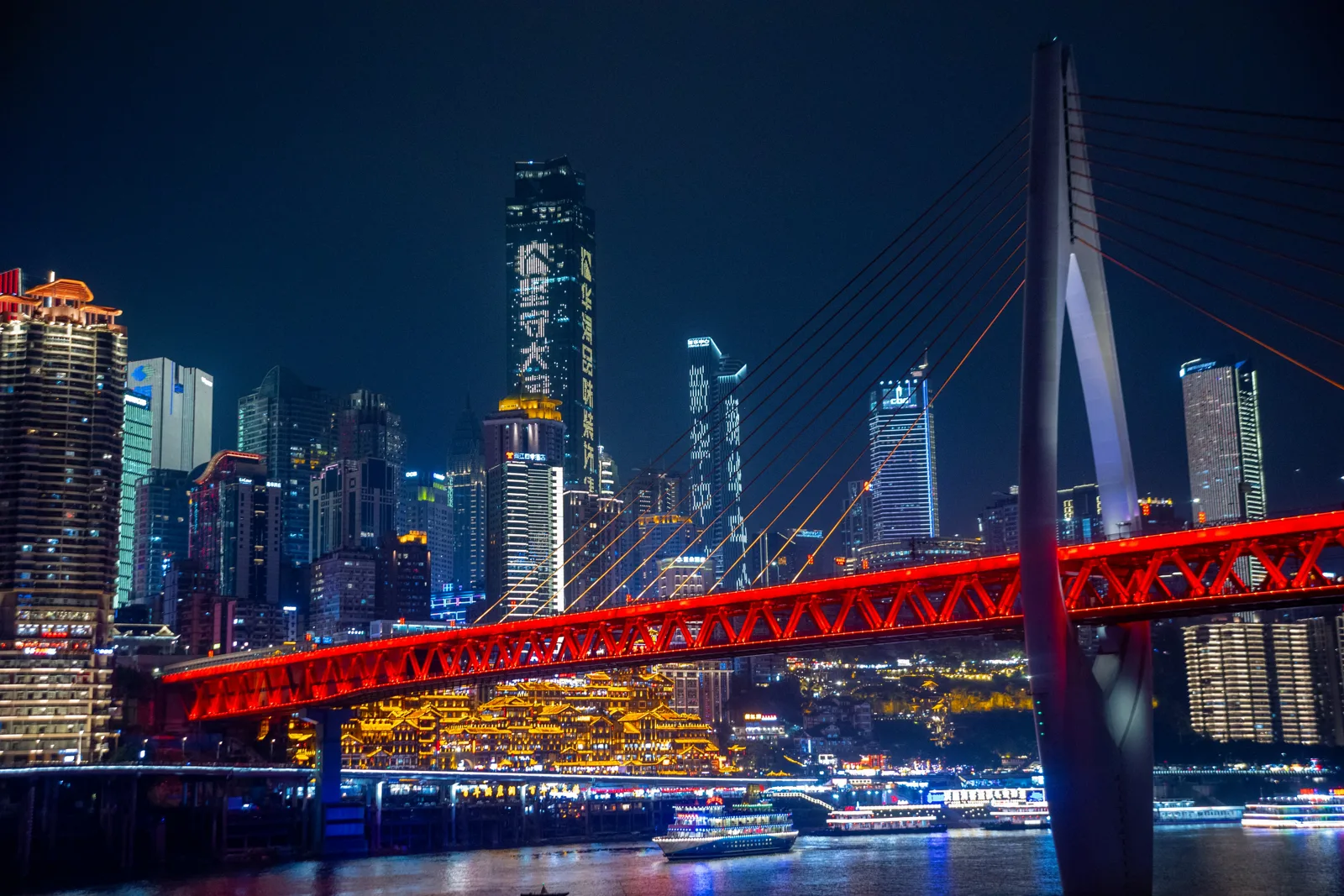 Chongqing: Vertical Living and Historic Hideaways