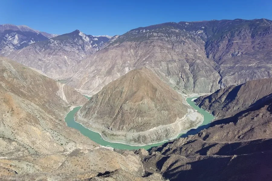Bend of Jinsha River